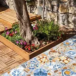 Regina Vittoria Relais Ecosmart Luxury Home Spa - De Vivo Realty