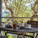 Regina Vittoria Relais Ecosmart Luxury Home Spa - De Vivo Realty