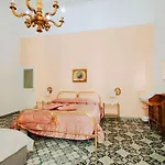 Maestosa Casa In Napoli Centro