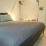 Buenretirope - Confortevoli Appartamentini Con Giardino
