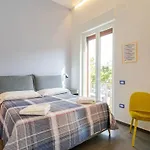 B&B Un Passo Dal Treno Piazza Vittorio Veneto 36-Salerno Station