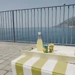 Villa The Cliff