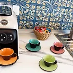 Susanna Boutique Home