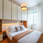 Autumn Apartment By Wonderful Italy