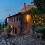 Casa Del Duca 10, Emma Villas