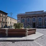 Rossini Home Pesaro Vicino Al Teatro Rossini By Yohome