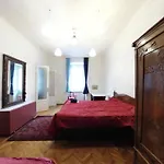 Casa Antica - Historical Apartment In Old City Center