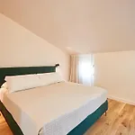 Villa Rosa Residence