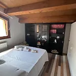 Giada Family House