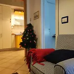 Caio Asinio Apartment