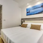 Gallery Suite