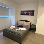 Morra'S Room