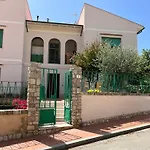 Bed And Coffee Rooms Portoferraio