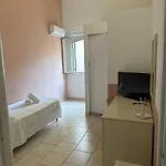 Garibaldi Rooms