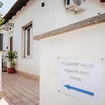 Fcoairporthouse