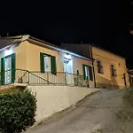 Casa Maddi Casa Vacanze Con Vista Mare Vicinissima Al Centro Capoliveri Isola D'Elba