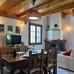 Casa Eva Pianello - Larihome A64