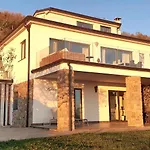 Villa Anthea