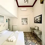 Chiara'S Apartment Sorrento 2