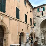 S296 - Sirolo, Monolocale In Centro Con Vista Mare
