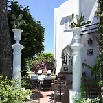 Villa In Caprile For6 People By Capri-Property