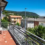 S303 - Sirolo, Ampio Trilocale In Zona Tranquilla