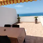 Emyteo Apartment