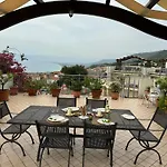 Apartment Napitia Hills