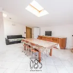085 Apartments