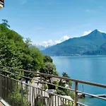 Aqua Lake Como