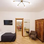 Dante 2 Rooms Apartment Super Central Next Metro By Houseinnaples