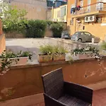 Oleander Apartment