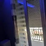 La Vie Est Belle