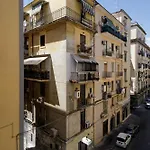 Caroline'S House