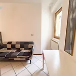 San Maurizio 9 Tirabora Short Rent