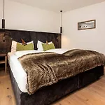 Apartments Stlarida