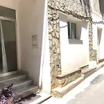 Previterooms