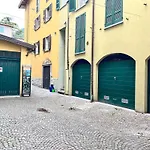 Luna'S House