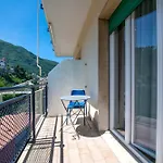 Shabby Chic Seaview Apartments
