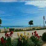 Un Passo Dal Mare Bed&Breakfast San Salvo Marina