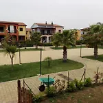 Residence Tucano In Villaggio Riva Azzurra