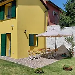 B&B La Casa Gialla