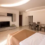 B&B Le Luci Appartamento Al Primo Piano Interno 1