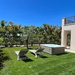Villa Silvia Apartments
