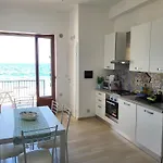Casa Sulla Spiaggia Cannitello Scilla Calabria