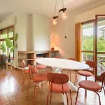Lux And Relax Villa With Jacuzzi Next The Sea