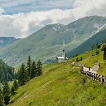 Marlies Ski In - Ski Out Mt 50 - Happy Rentals