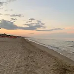 Alba Blureale, Prima Fila Vista Mare