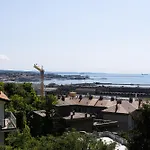 Seaview Panoramic Apartment