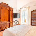 Livorno Central And Stylish Apartment